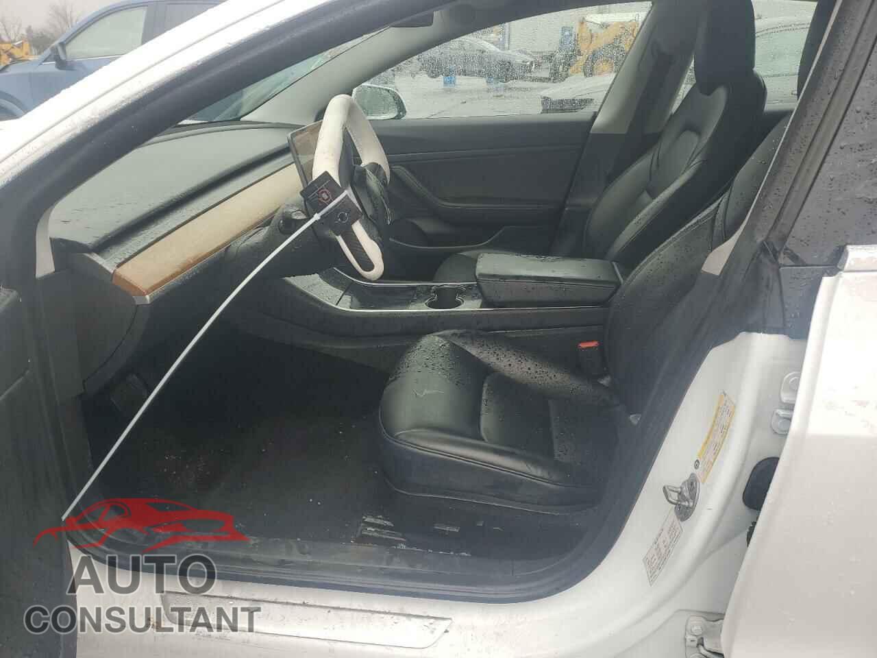 TESLA MODEL 3 2020 - 5YJ3E1EA8LF613303