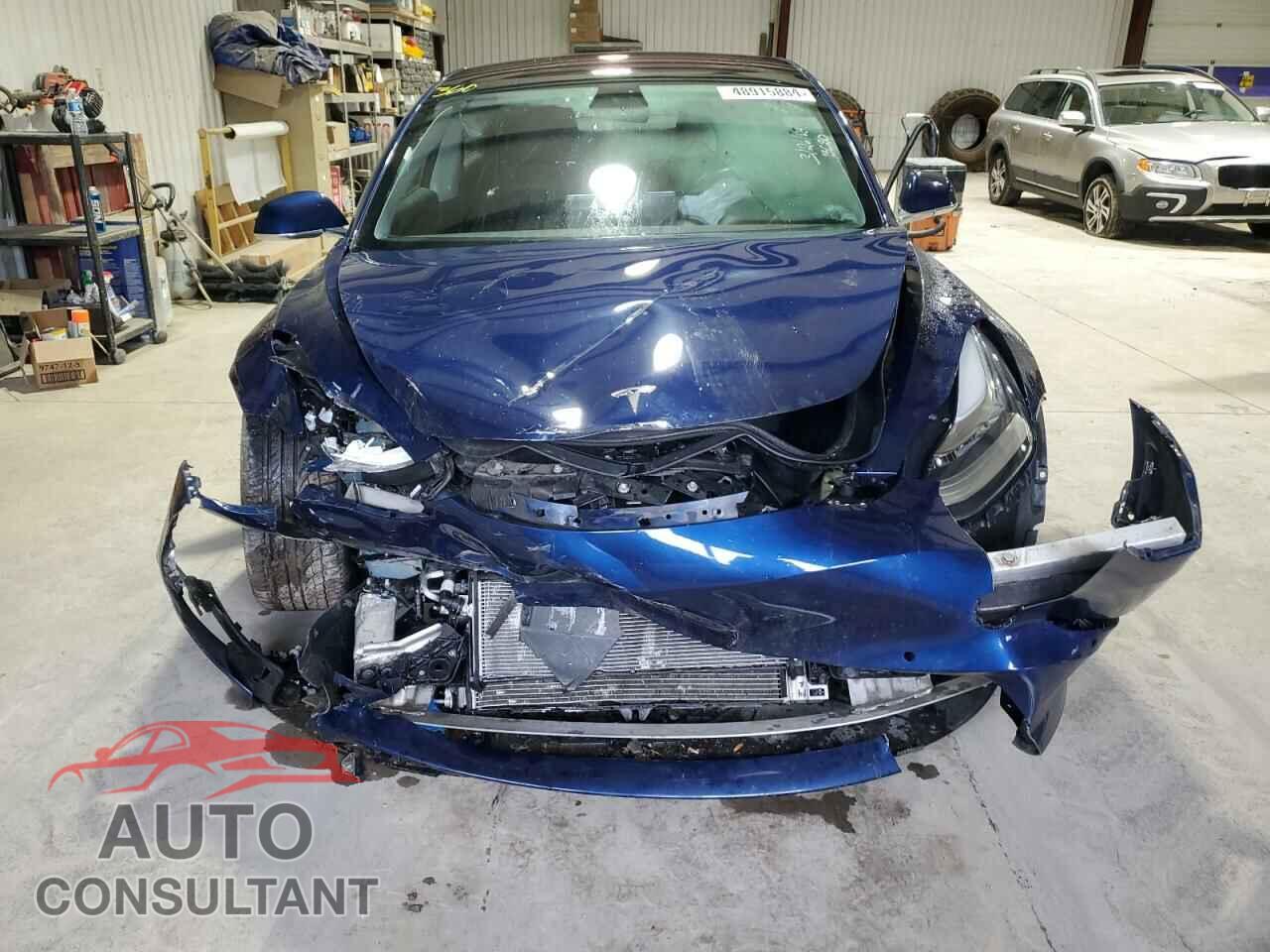 TESLA MODEL 3 2018 - 5YJ3E1EBXJF064581