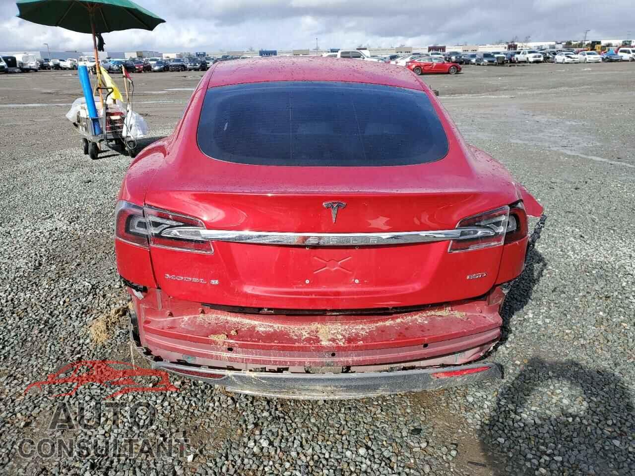 TESLA MODEL S 2015 - 5YJSA1E23FF115854