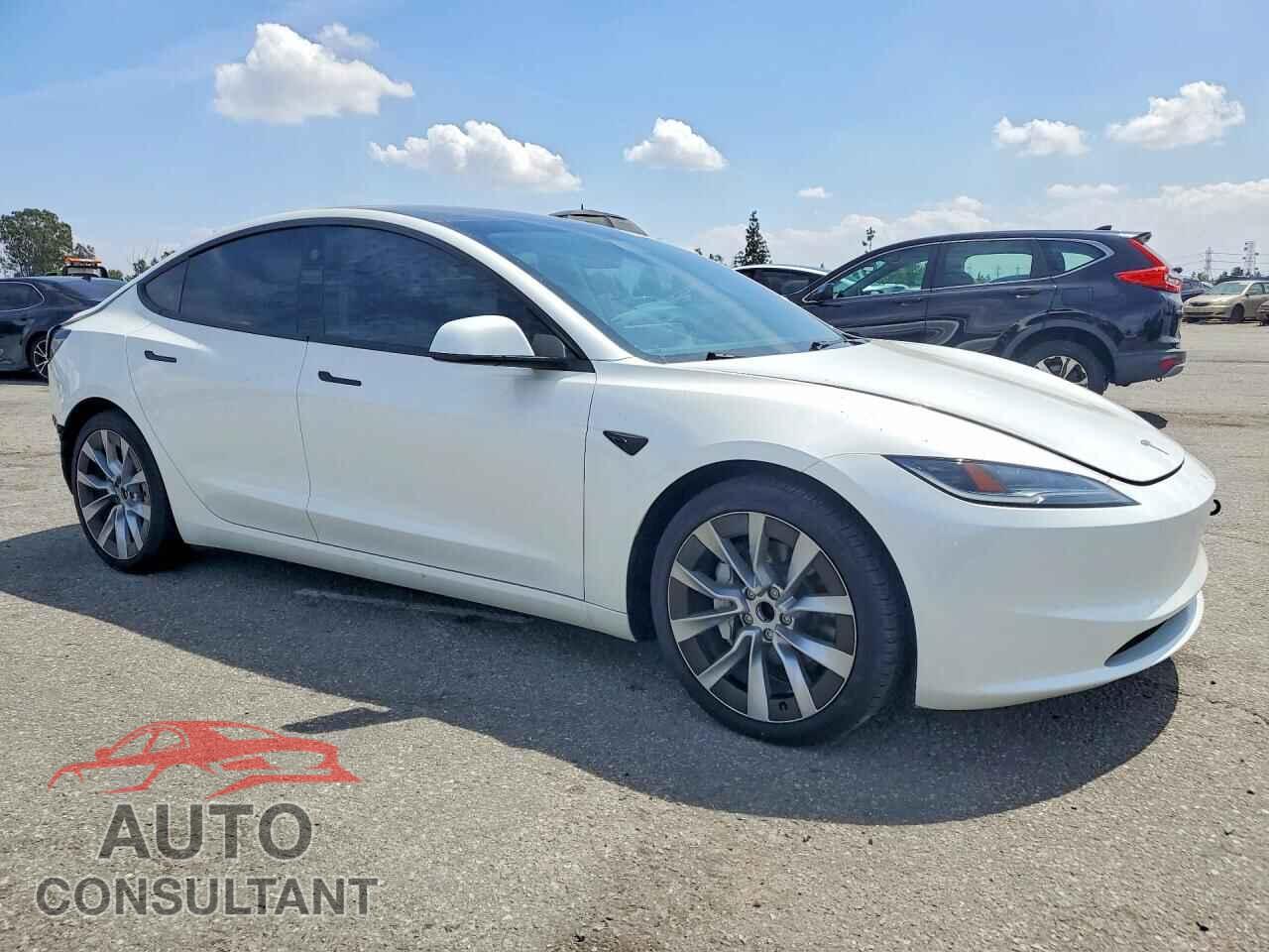 TESLA MODEL 3 2024 - 5YJ3E1EA7RF752671