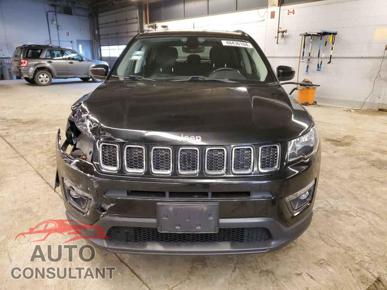 JEEP COMPASS 2017 - 3C4NJDBB1HT681728