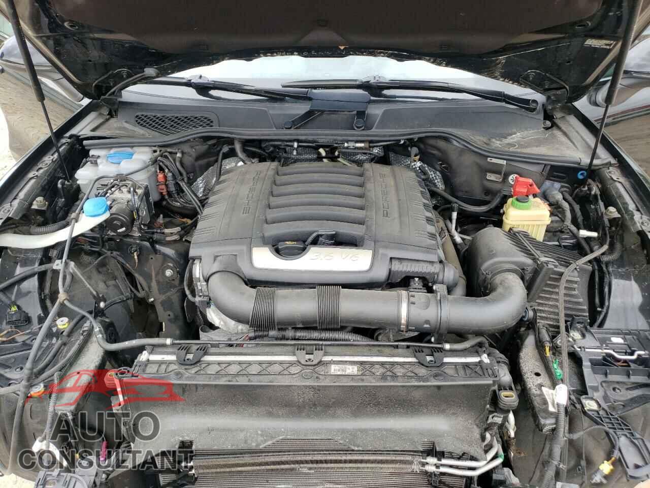 PORSCHE CAYENNE 2017 - WP1AA2A26HKA85647