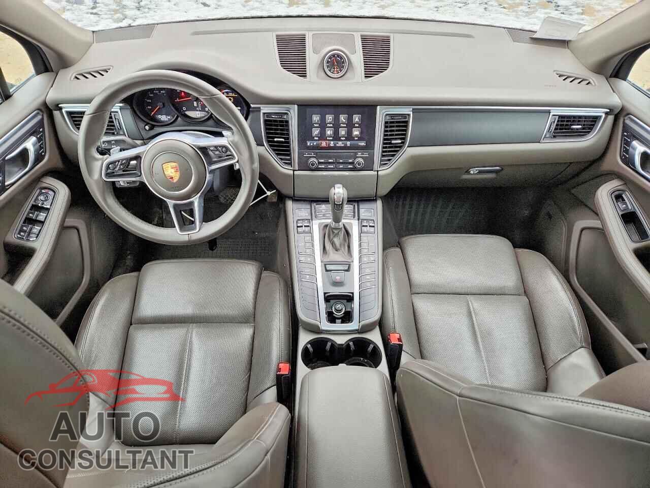 PORSCHE MACAN 2018 - WP1AA2A51JLB25191