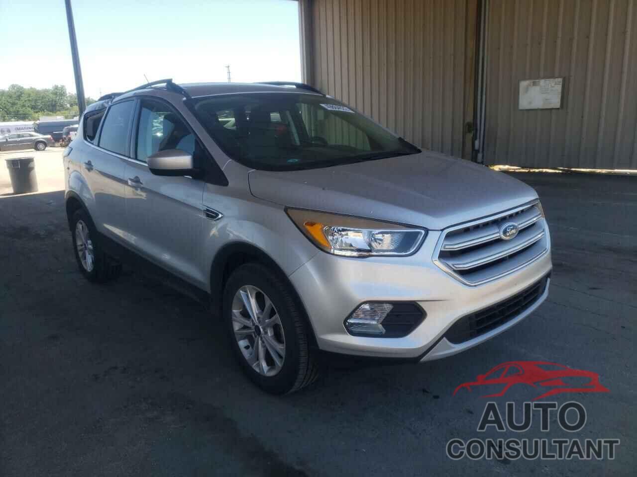 FORD ESCAPE 2018 - 1FMCU0GD8JUC32166