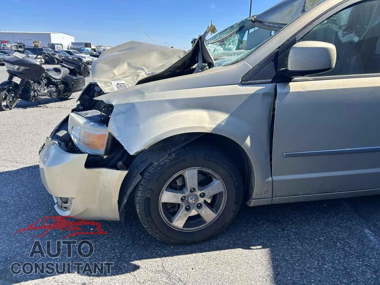DODGE CARAVAN 2010 - 2D4RN5D12AR323646