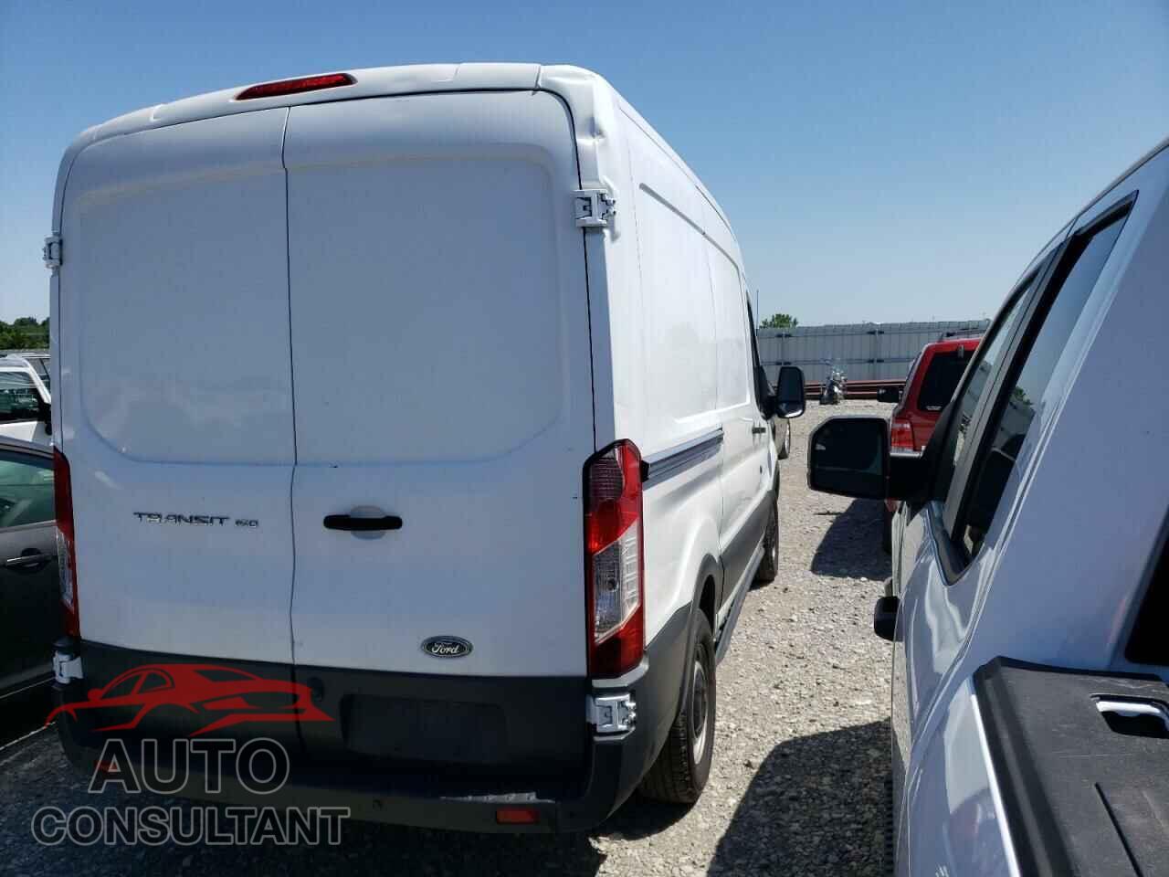 FORD TRANSIT CO 2017 - 1FTYE1CM7HKB26445