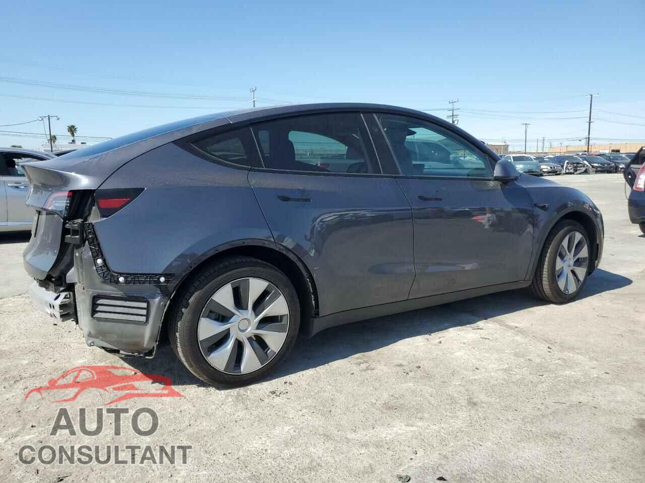 TESLA MODEL Y 2023 - 7SAYGDED0PF962539