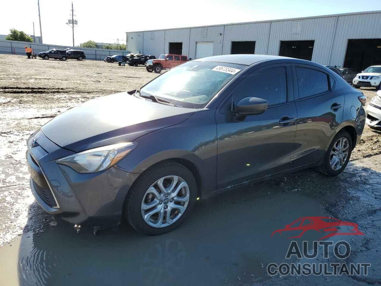 TOYOTA YARIS 2018 - 3MYDLBYV6JY315933