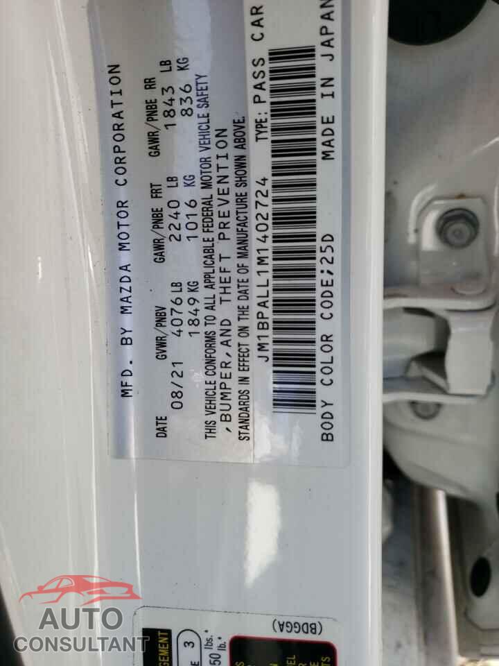 MAZDA 3 2021 - JM1BPALL1M1402724