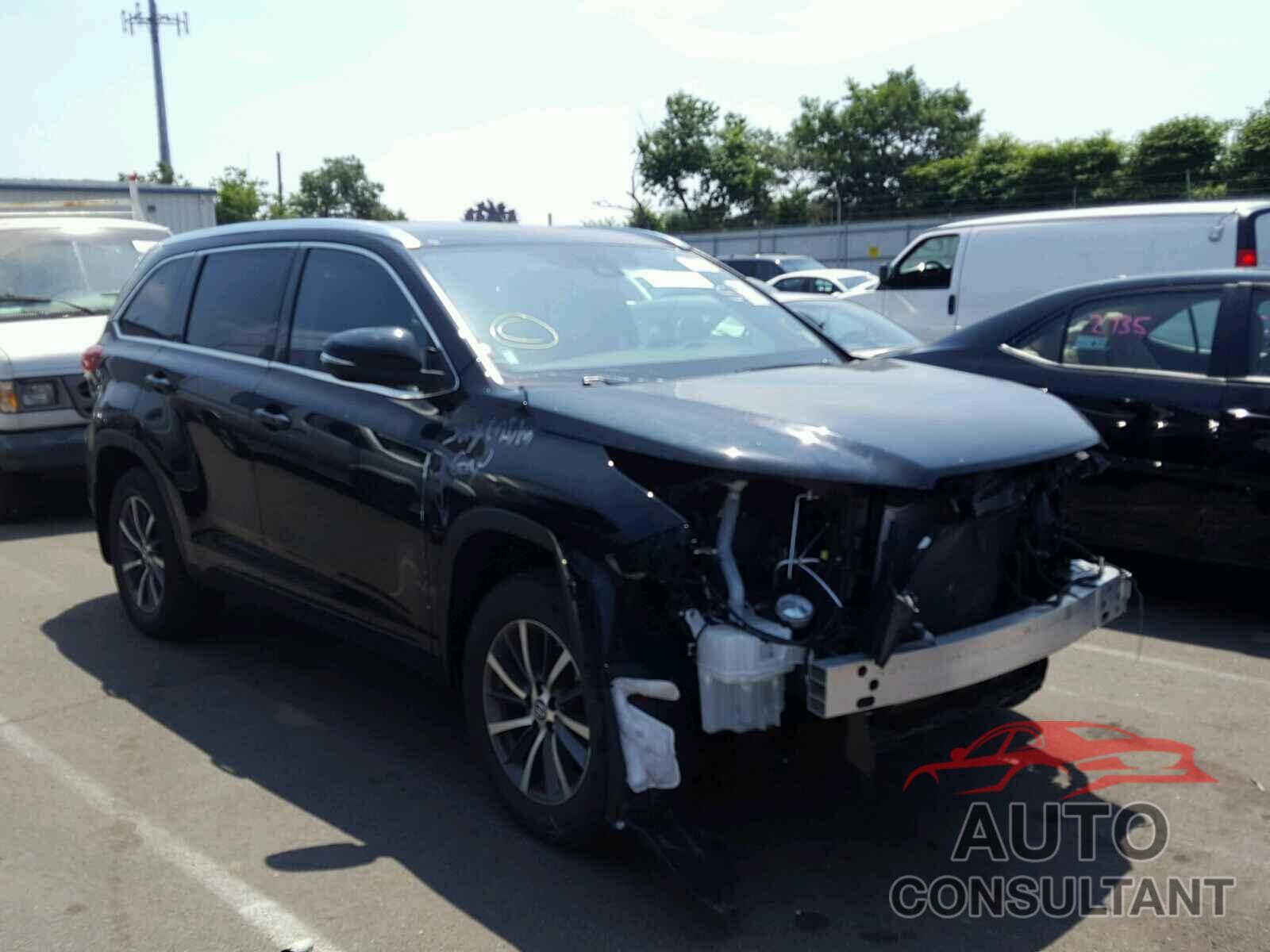 TOYOTA HIGHLANDER 2017 - 5TDJZRFH7HS522693