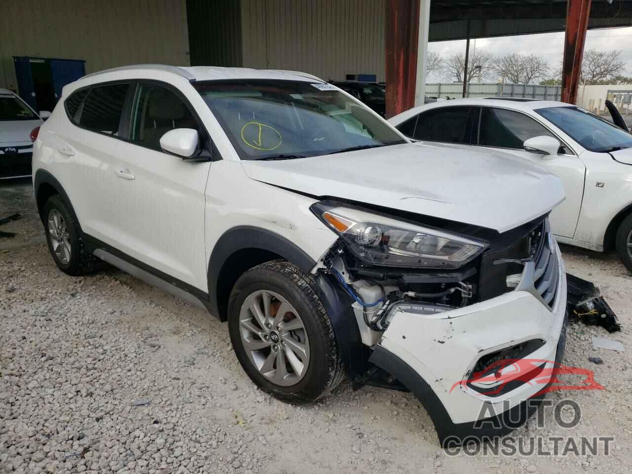 HYUNDAI TUCSON 2018 - KM8J33A47JU666101