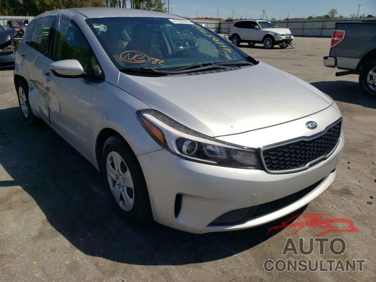 KIA FORTE 2017 - KNAFK5A82H5718277