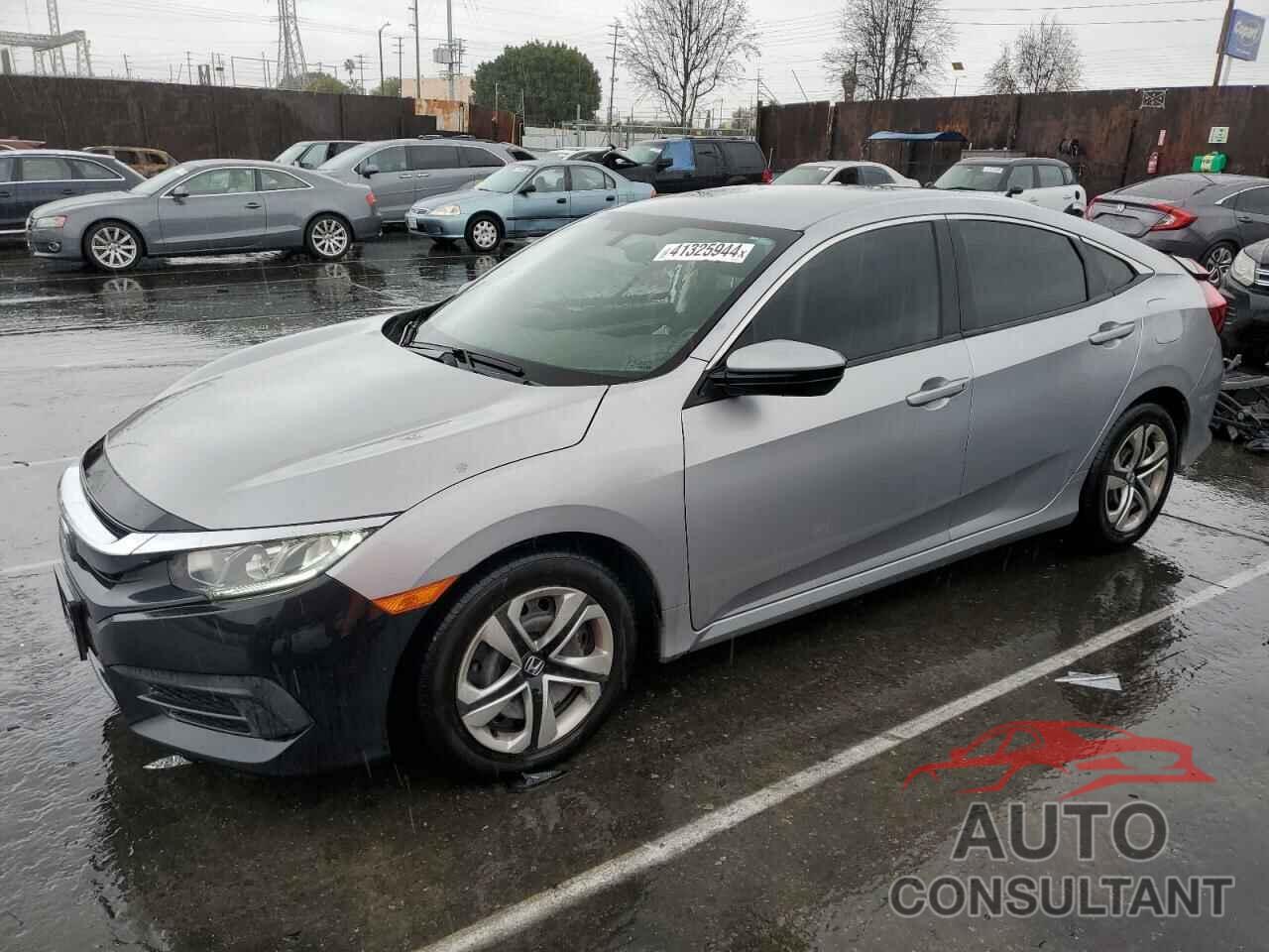 HONDA CIVIC 2018 - 2HGFC2F57JH501580