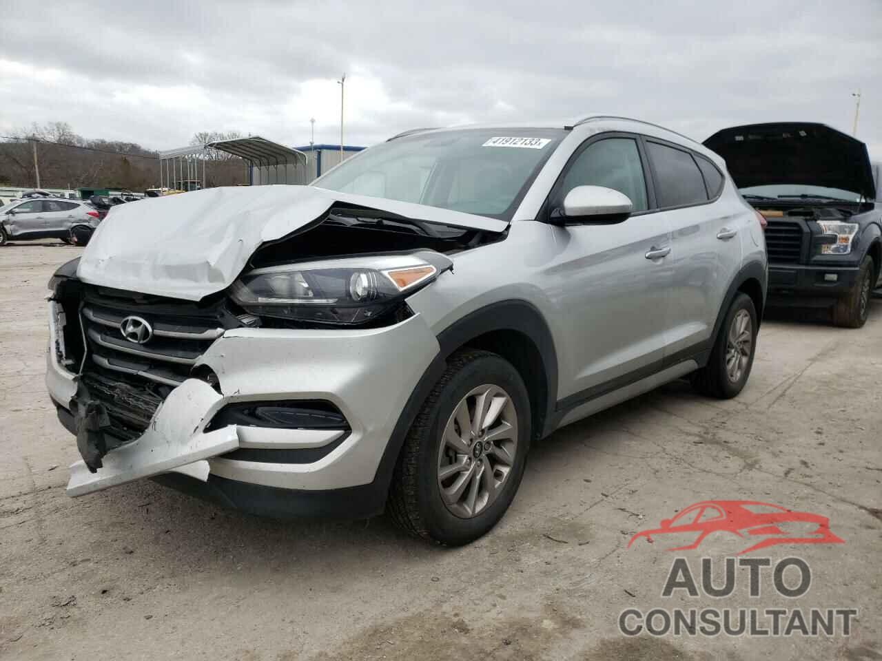 HYUNDAI TUCSON 2018 - KM8J33A41JU671827