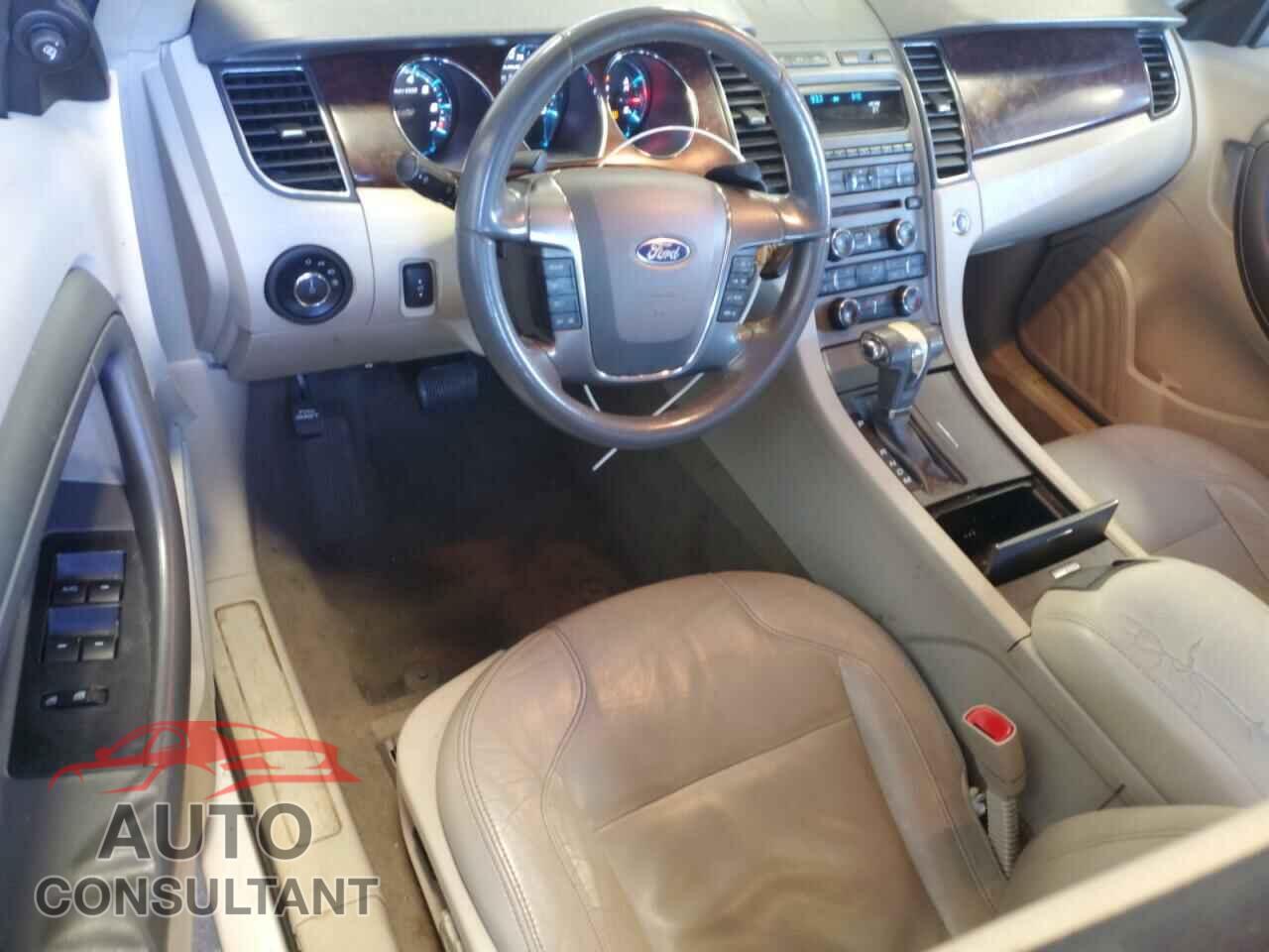 FORD TAURUS 2011 - 1FAHP2EWXBG119312