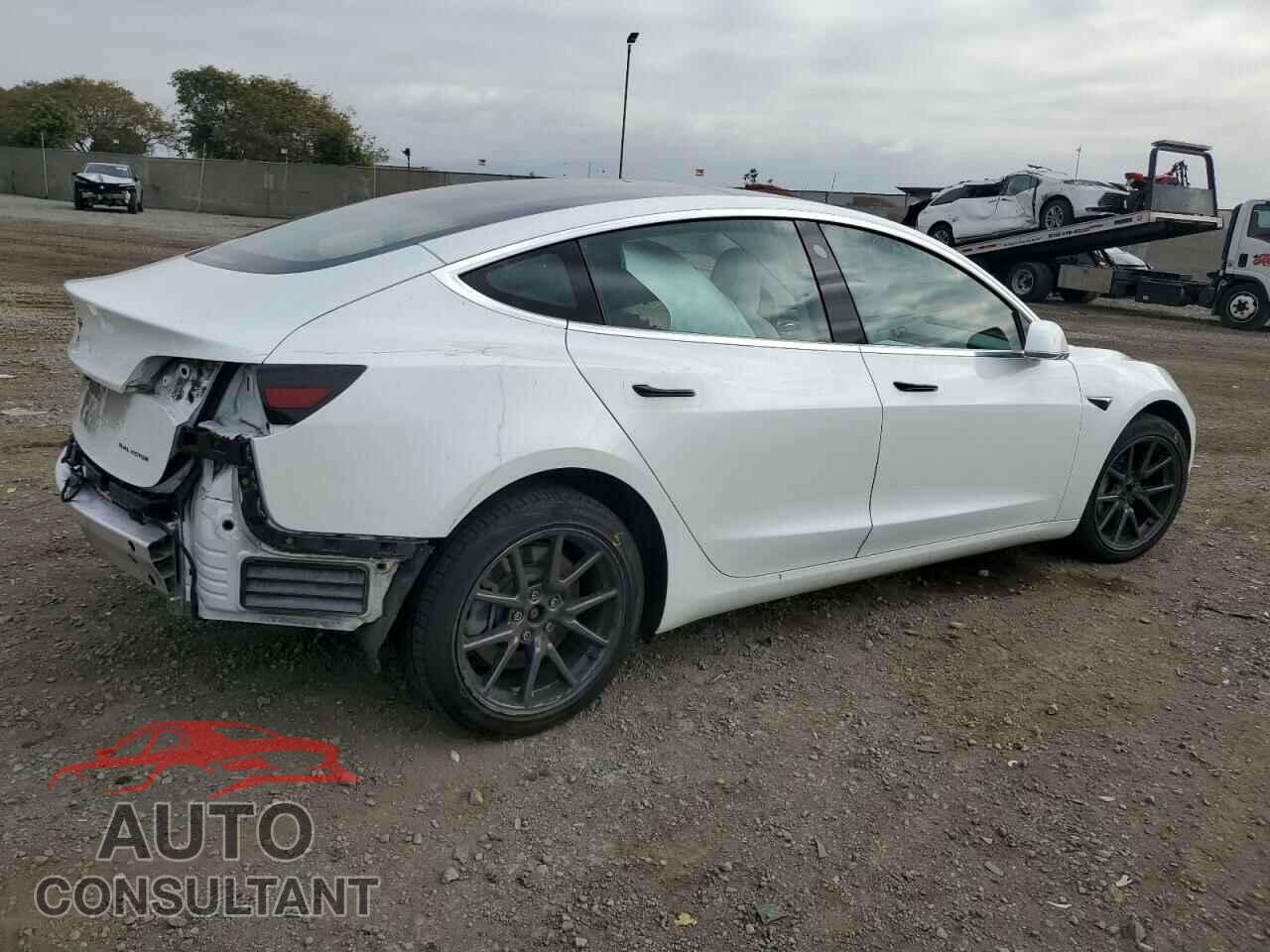 TESLA MODEL 3 2020 - 5YJ3E1EB8LF651591