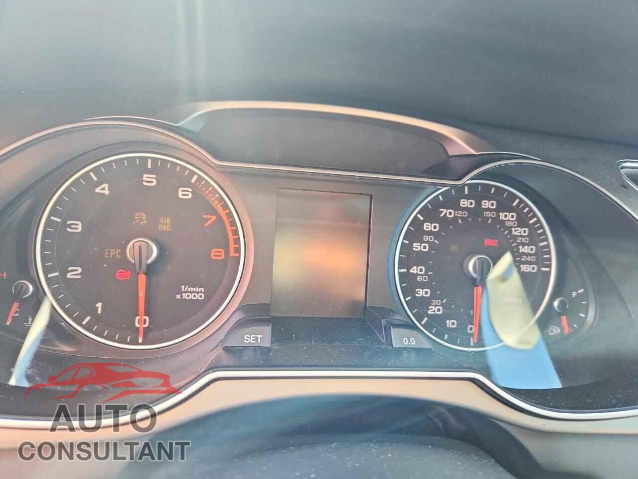 AUDI A4 2013 - WAUFFAFL5DN006043