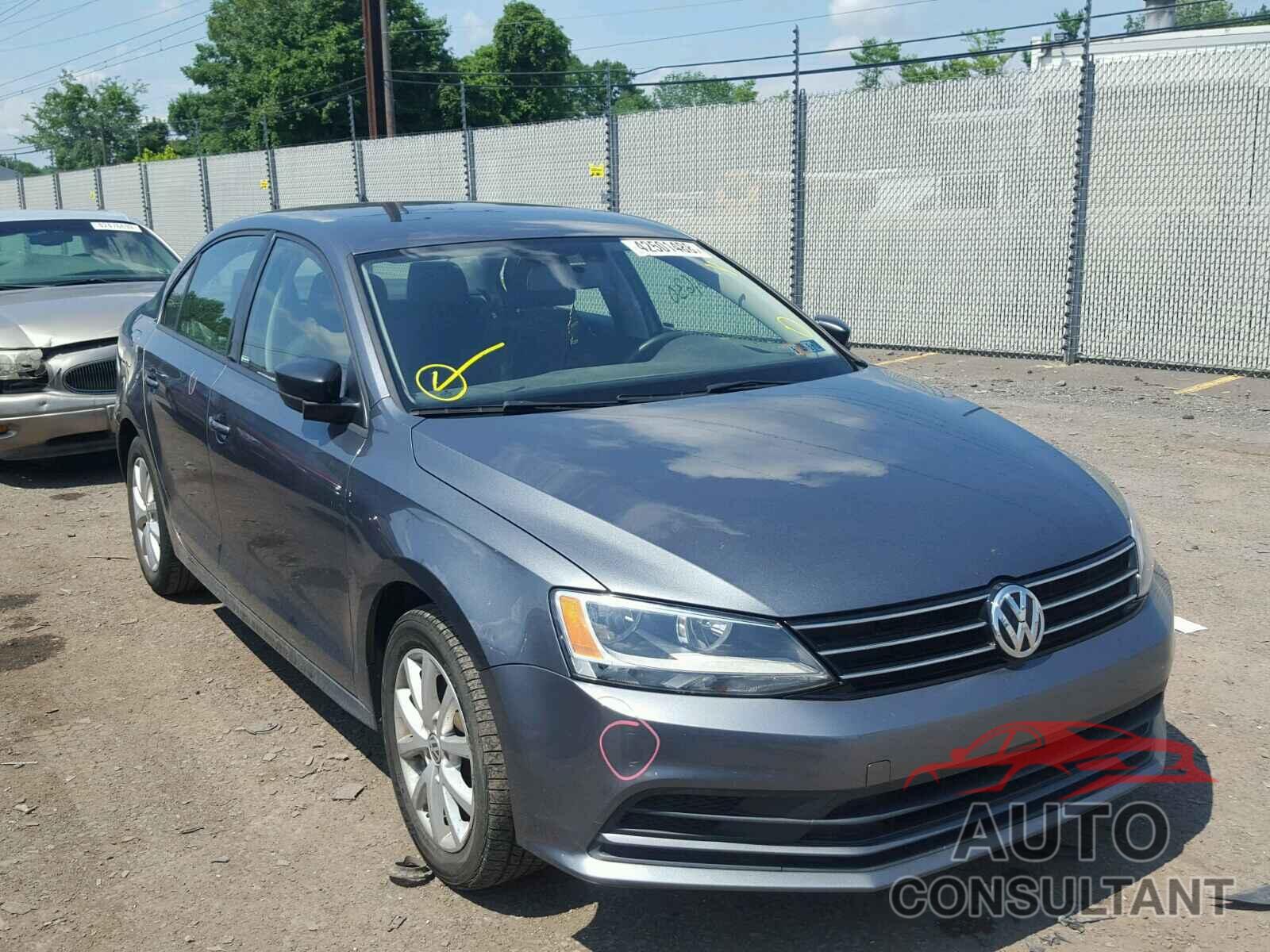 VOLKSWAGEN JETTA 2015 - 3VWD17AJ3FM329986