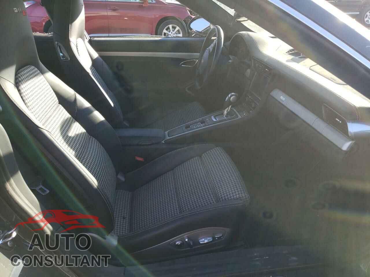 PORSCHE 911 2014 - WP0AB2A90ES123171