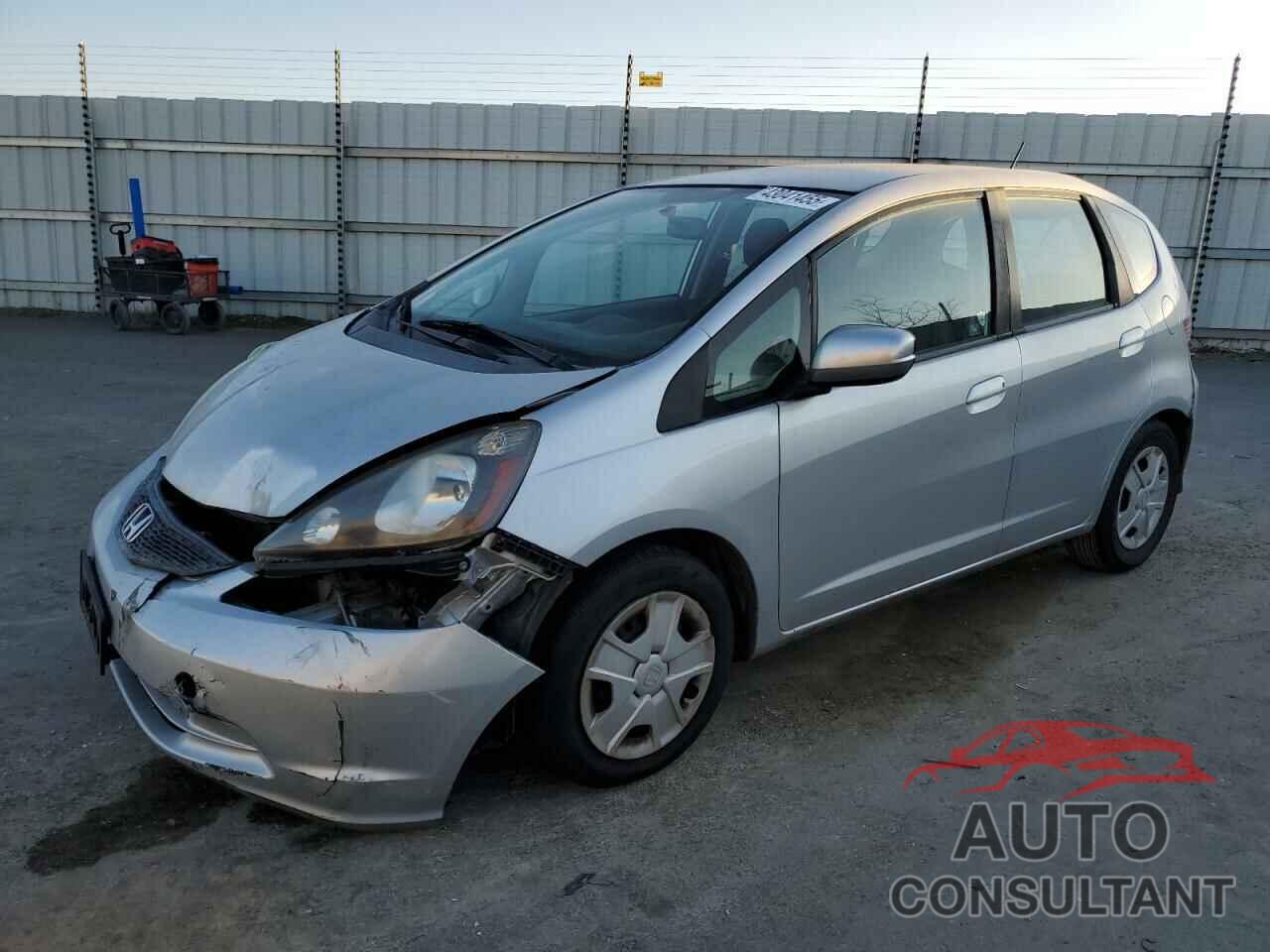 HONDA FIT 2013 - JHMGE8H38DC082785
