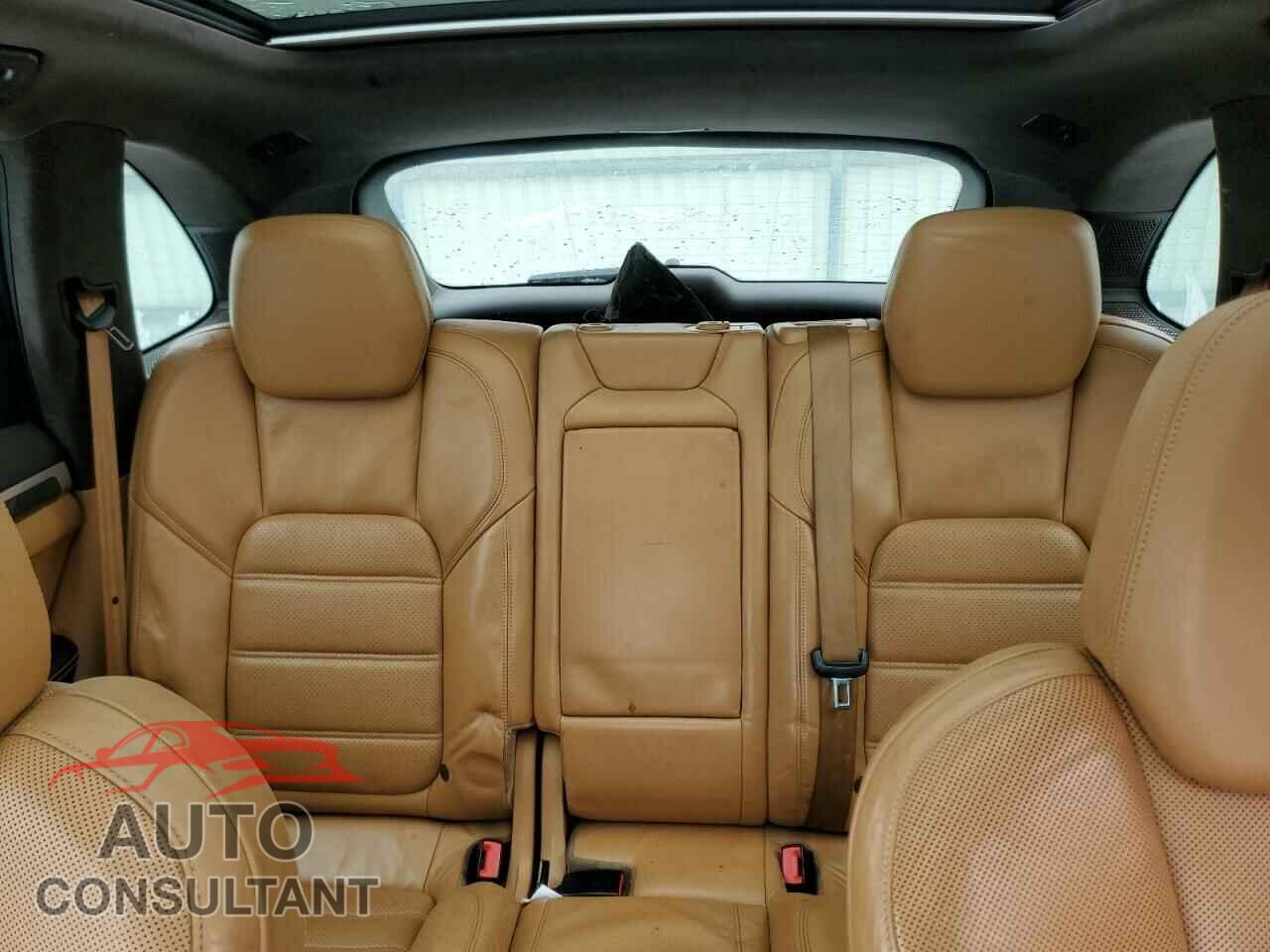 PORSCHE CAYENNE 2013 - WP1AC2A29DLA92879