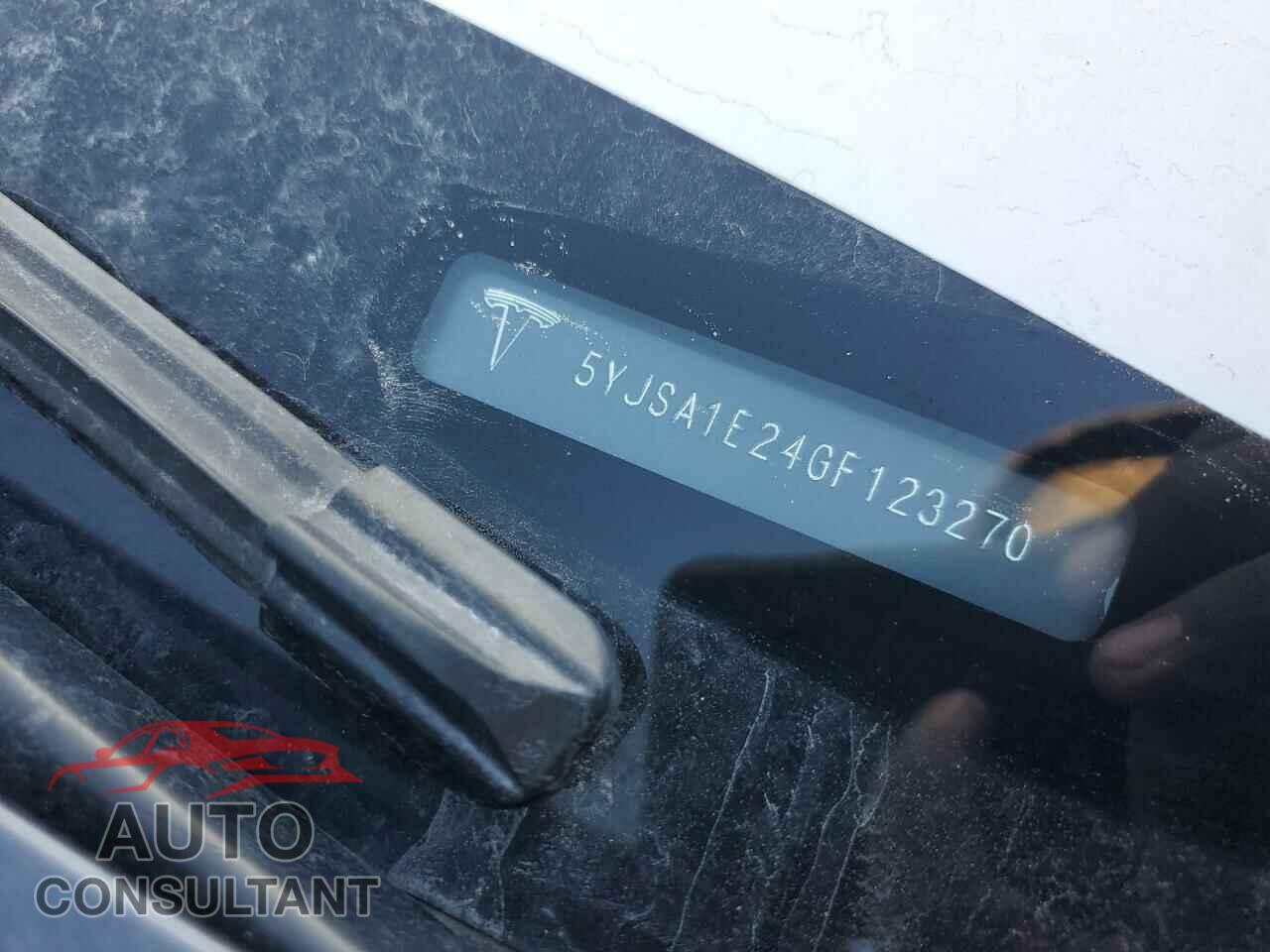 TESLA MODEL S 2016 - 5YJSA1E24GF123270