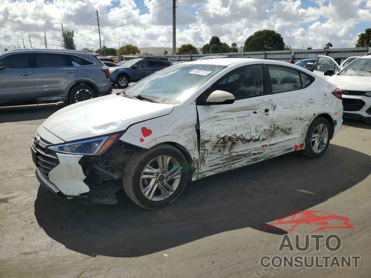 HYUNDAI ELANTRA 2020 - 5NPD84LF8LH582924