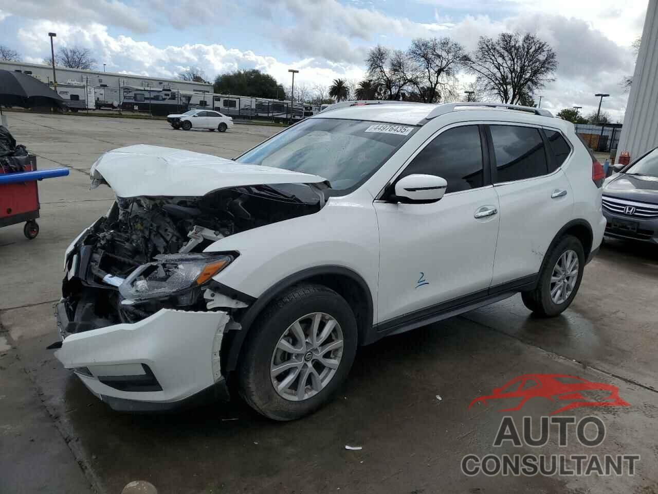 NISSAN ROGUE 2017 - KNMAT2MV8HP545850