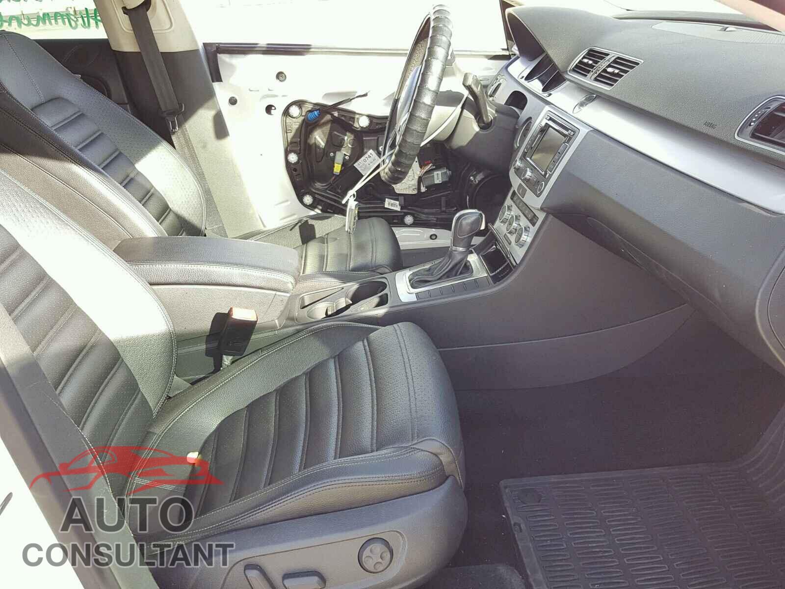 VOLKSWAGEN CC 2013 - WVWBN7AN5DE557878