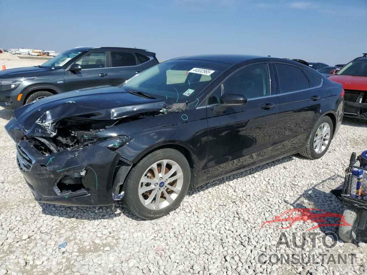 FORD FUSION 2019 - 3FA6P0HD4KR280558
