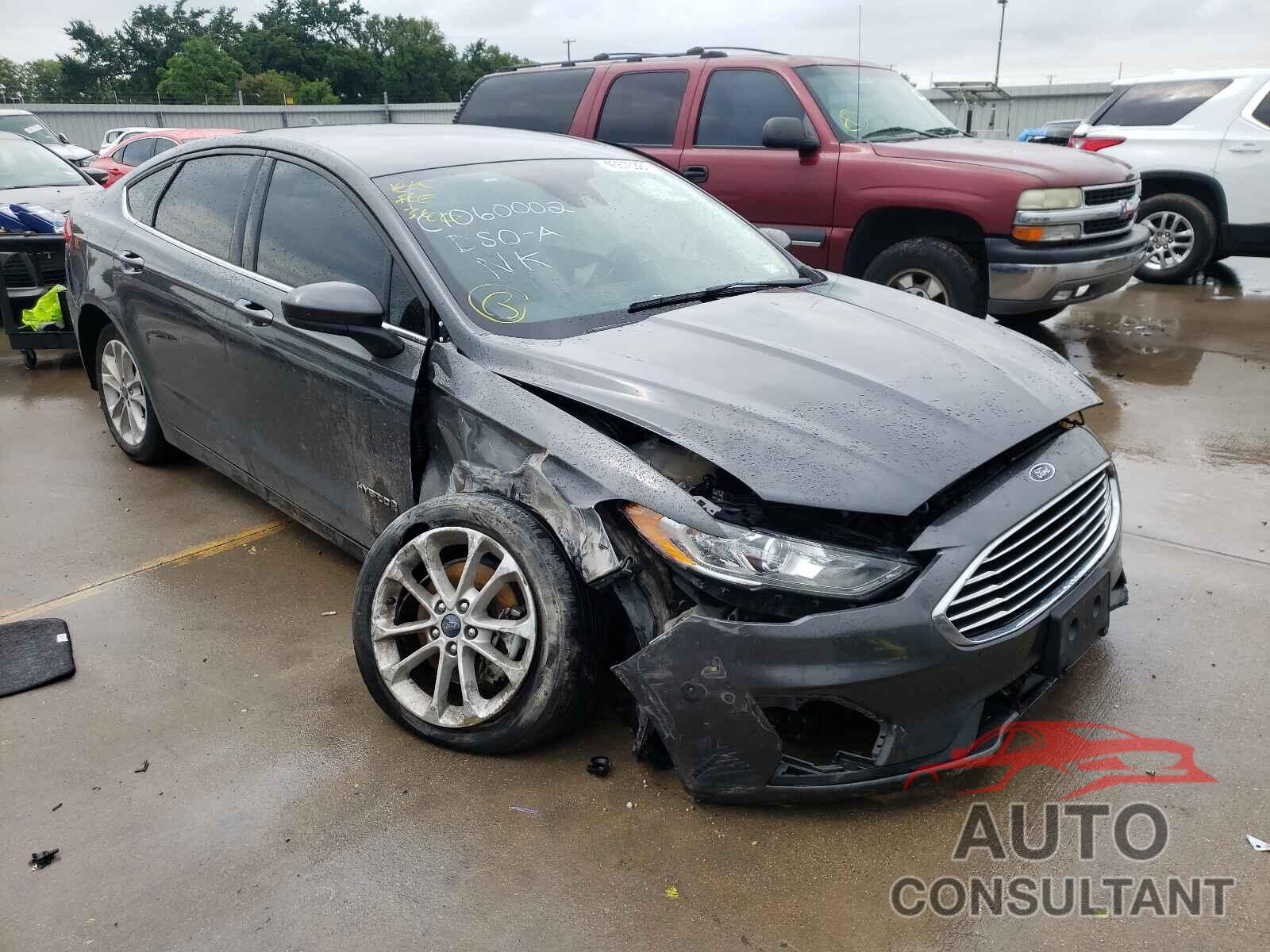 FORD FUSION 2019 - 3FA6P0LU0KR257351