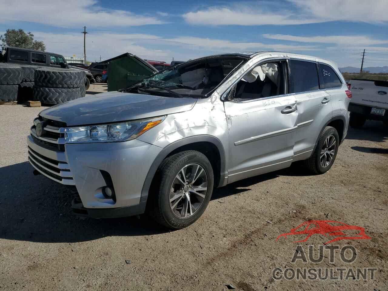 TOYOTA HIGHLANDER 2018 - 5TDZZRFH9JS258904