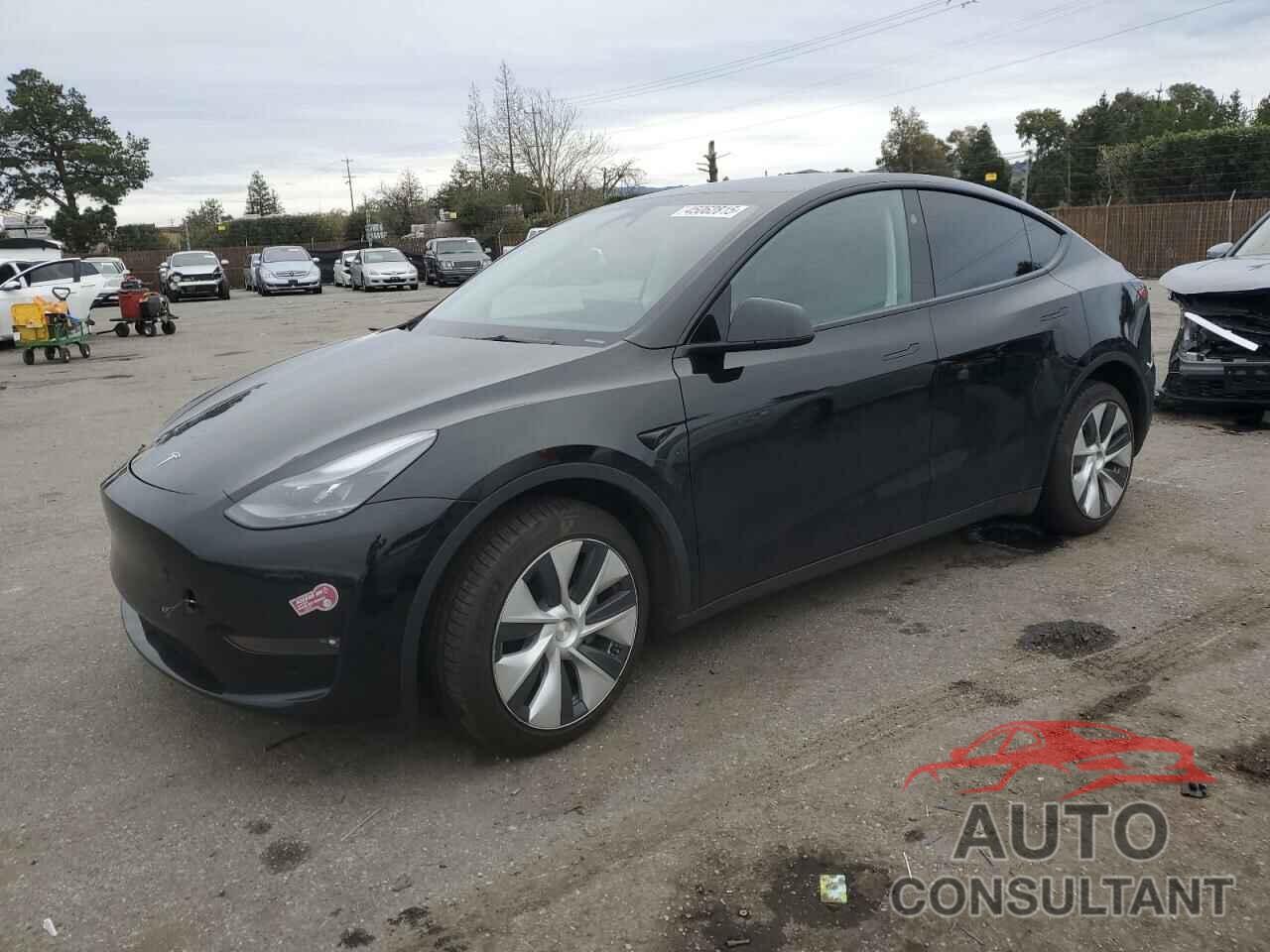 TESLA MODEL Y 2023 - 7SAYGDEE4PF825709