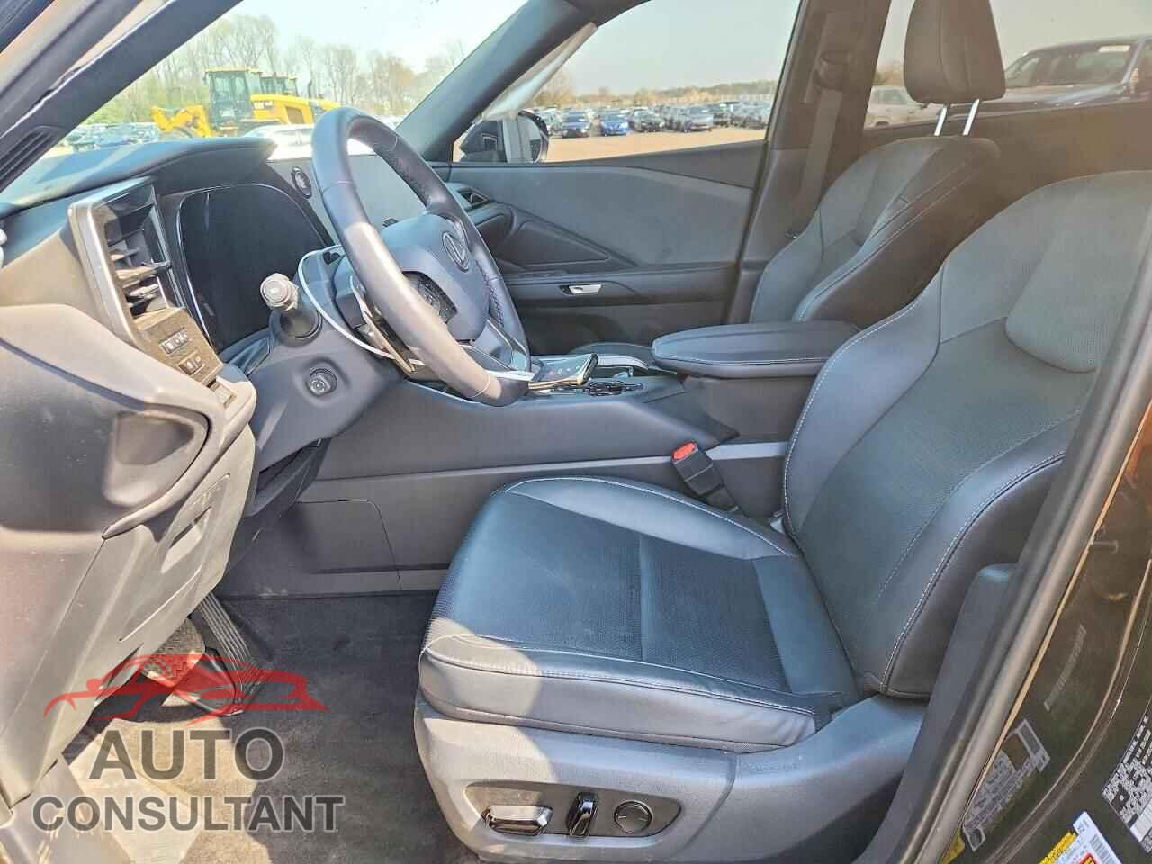 LEXUS UNKNOWN 2025 - 5TDAAAB65SS025064