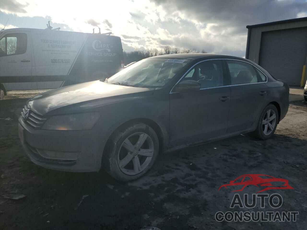 VOLKSWAGEN PASSAT 2015 - 1VWAT7A30FC093104