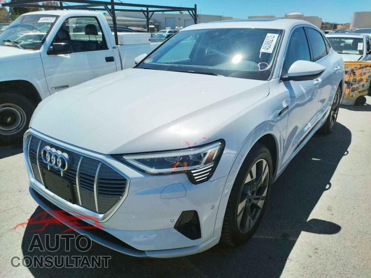 AUDI E-TRON 2020 - WA12ABGE6LB032103