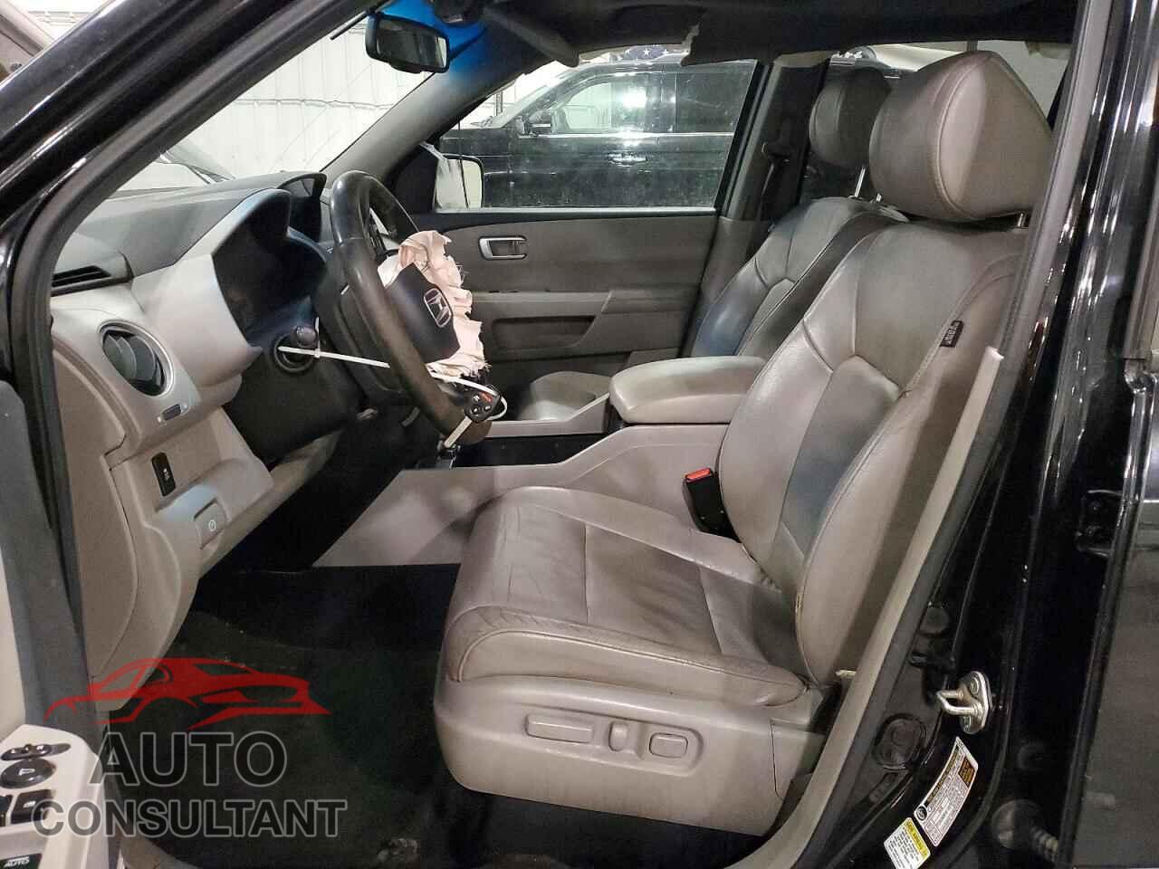 HONDA PILOT 2013 - 5FNYF4H54DB026164