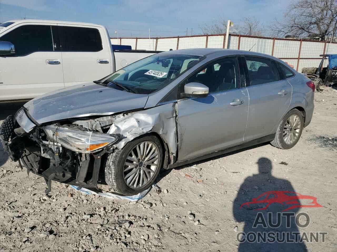 FORD FOCUS 2018 - 1FADP3J2XJL209881