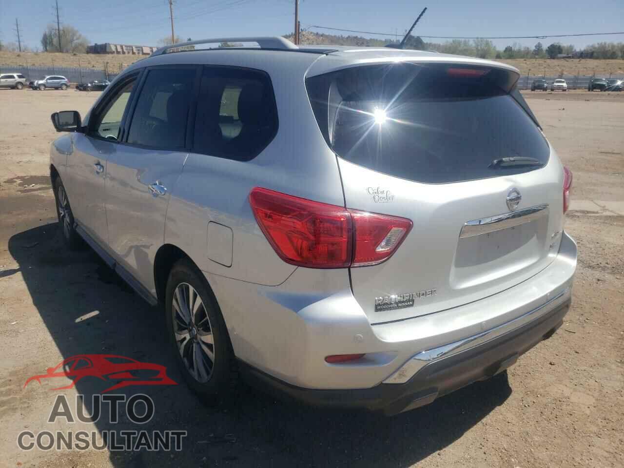 NISSAN PATHFINDER 2017 - 5N1DR2MMXHC674078