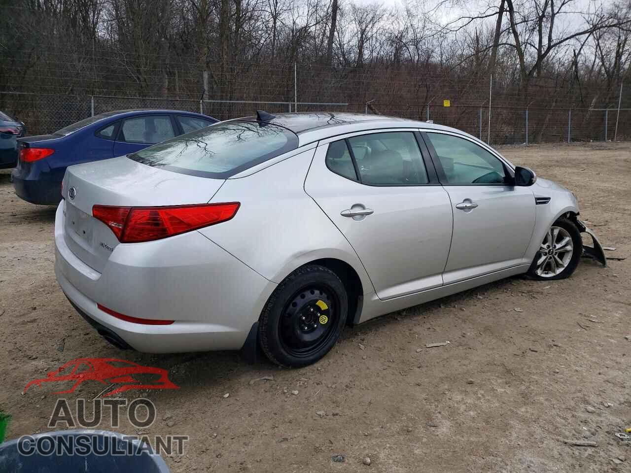 KIA OPTIMA 2011 - KNAGN4A71B5051898