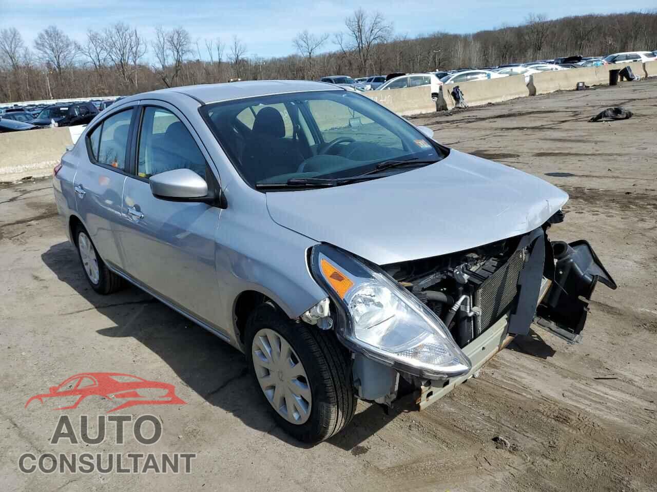NISSAN VERSA 2017 - 3N1CN7AP9HL881107