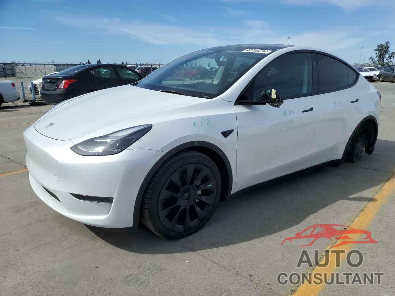 TESLA MODEL Y 2023 - 7SAYGDEE0PA165925