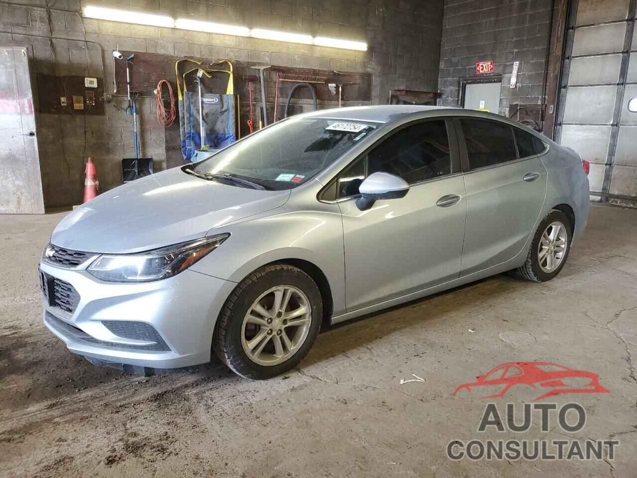 CHEVROLET CRUZE 2017 - 1G1BE5SM1H7167079