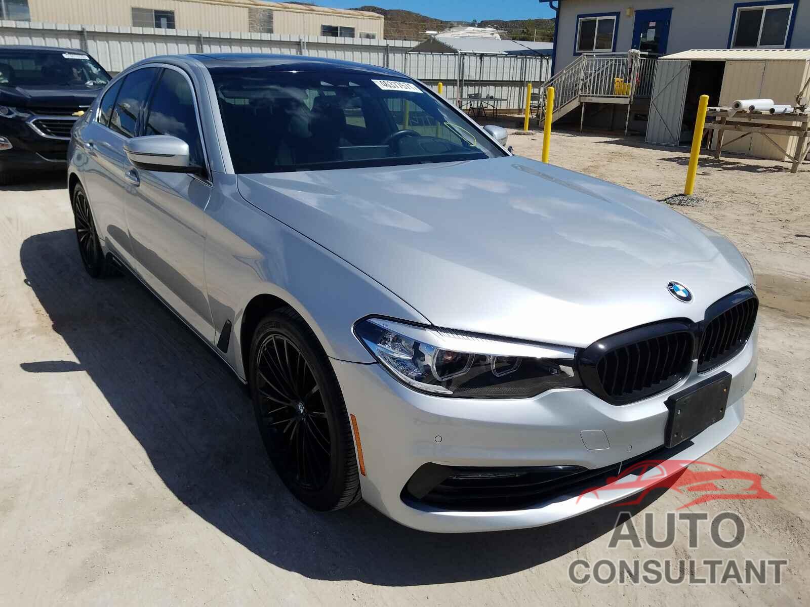 BMW 5 SERIES 2018 - WBAJA9C56JB249158