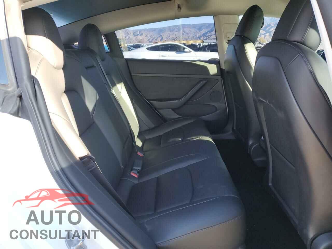TESLA MODEL 3 2021 - 5YJ3E1EB0MF059457