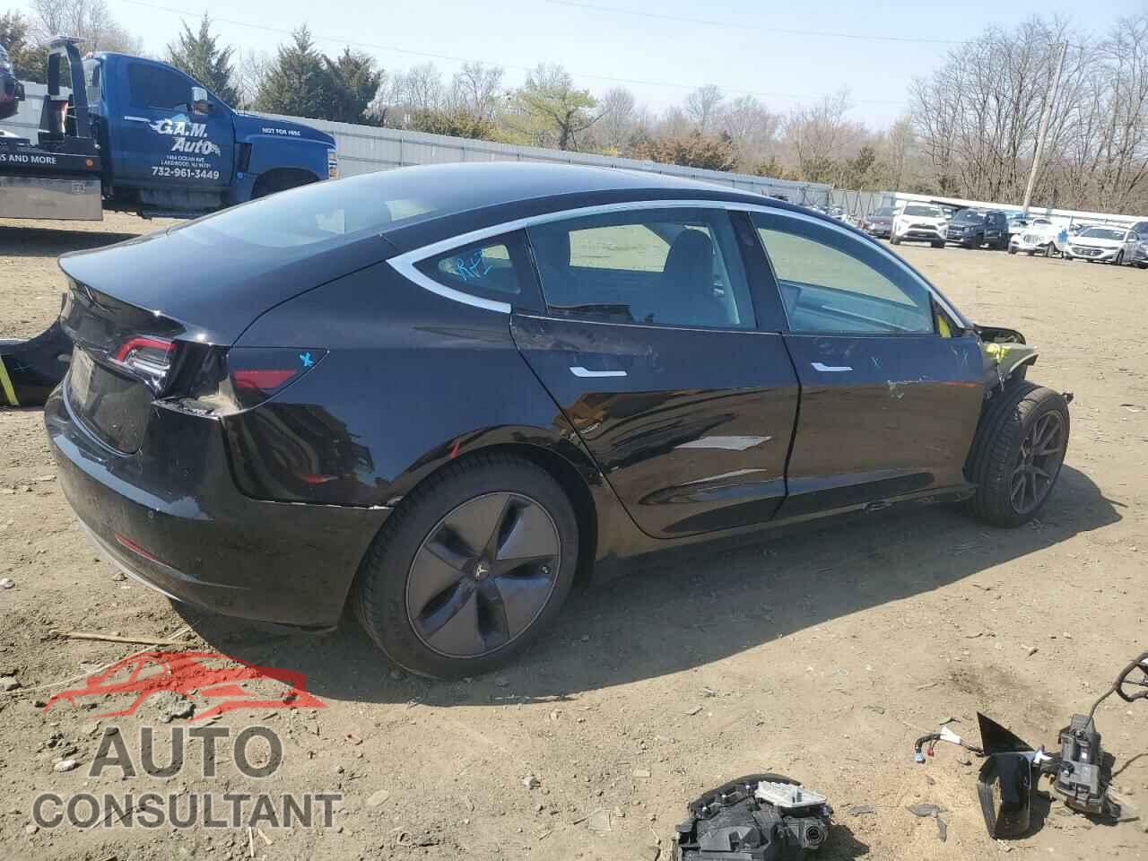 TESLA MODEL 3 2019 - 5YJ3E1EA1KF304741