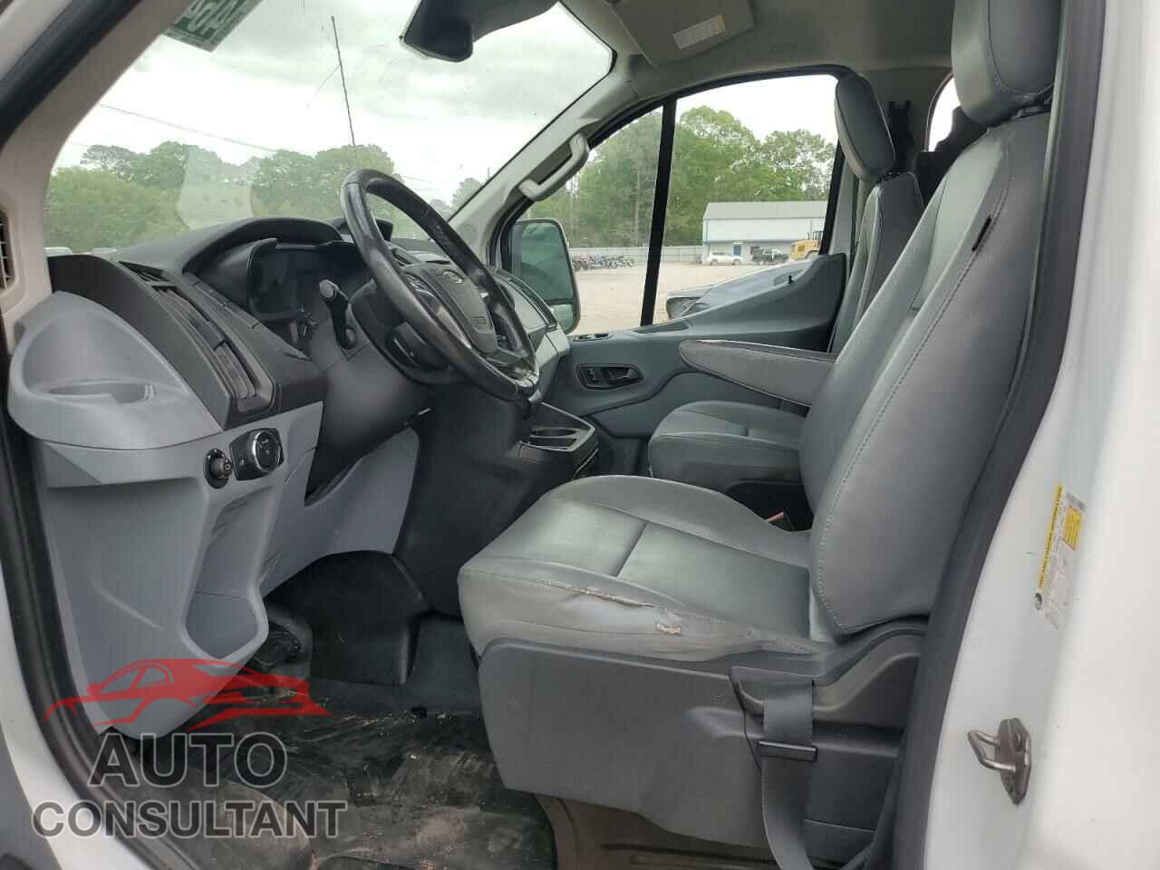 FORD TRANSIT 2017 - 1FTBW2YG3HKA17184