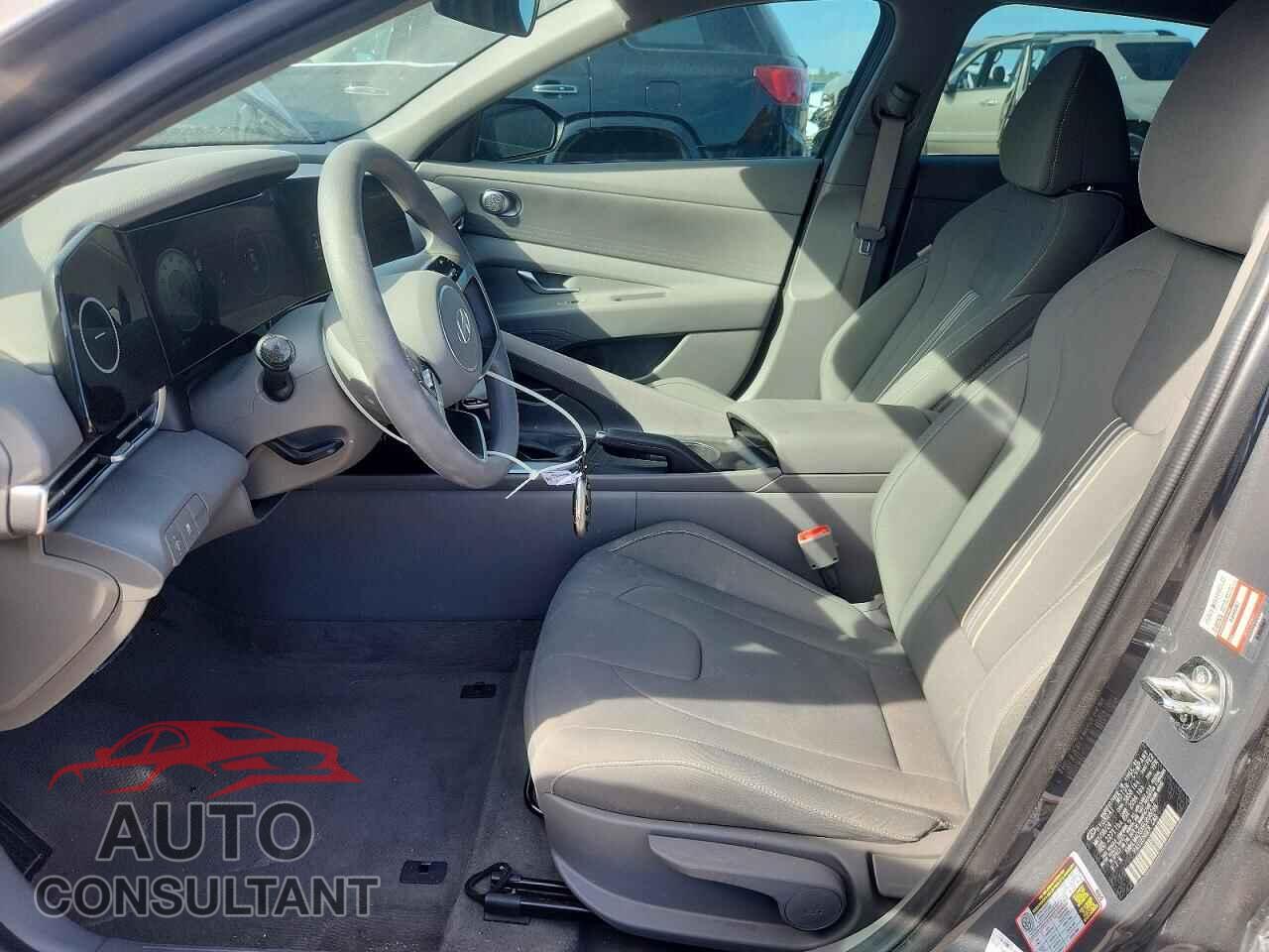 HYUNDAI ELANTRA 2024 - KMHLM4DGXRU808096