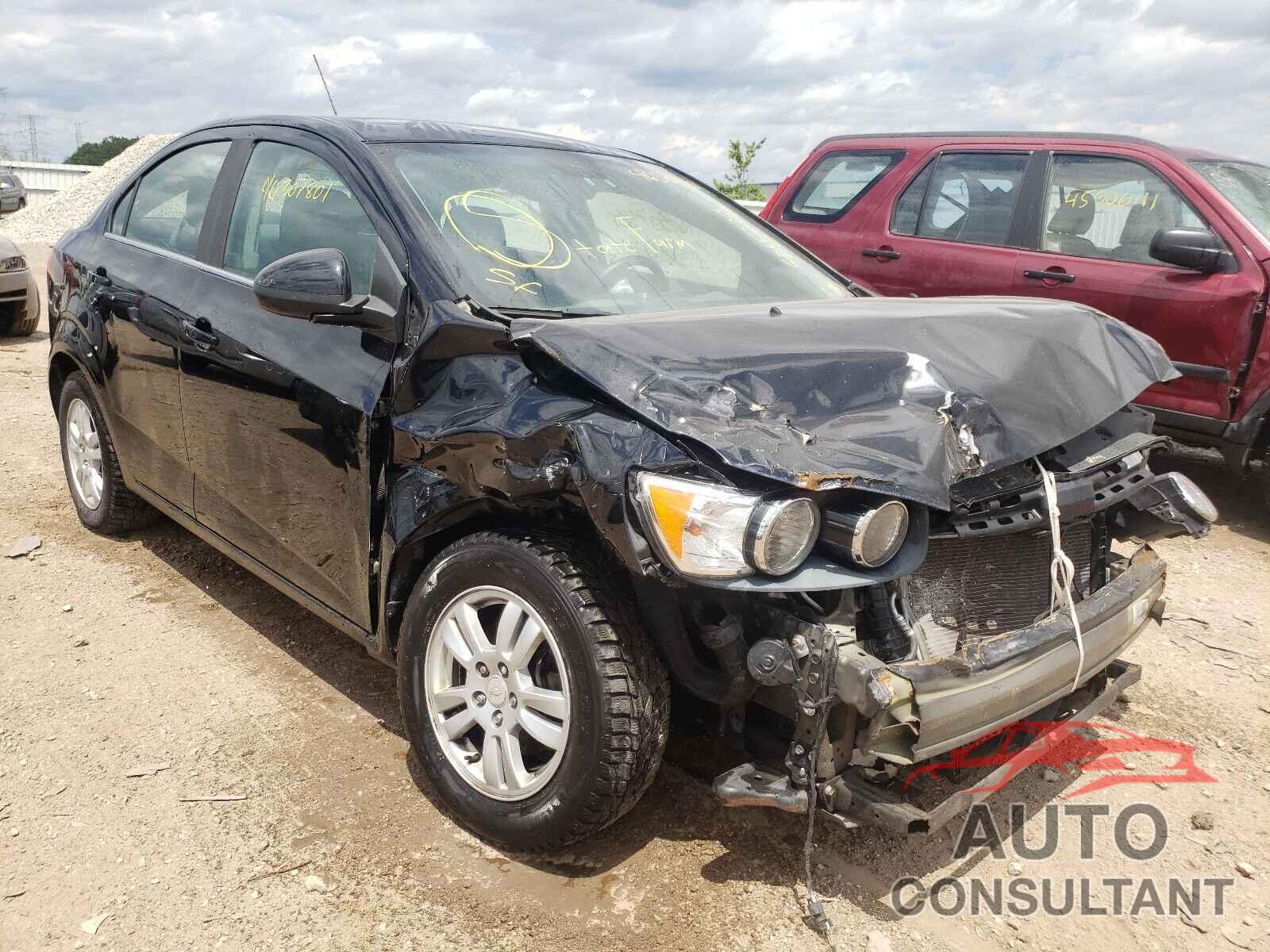 CHEVROLET SONIC 2016 - 1G1JC5SHXG4142900