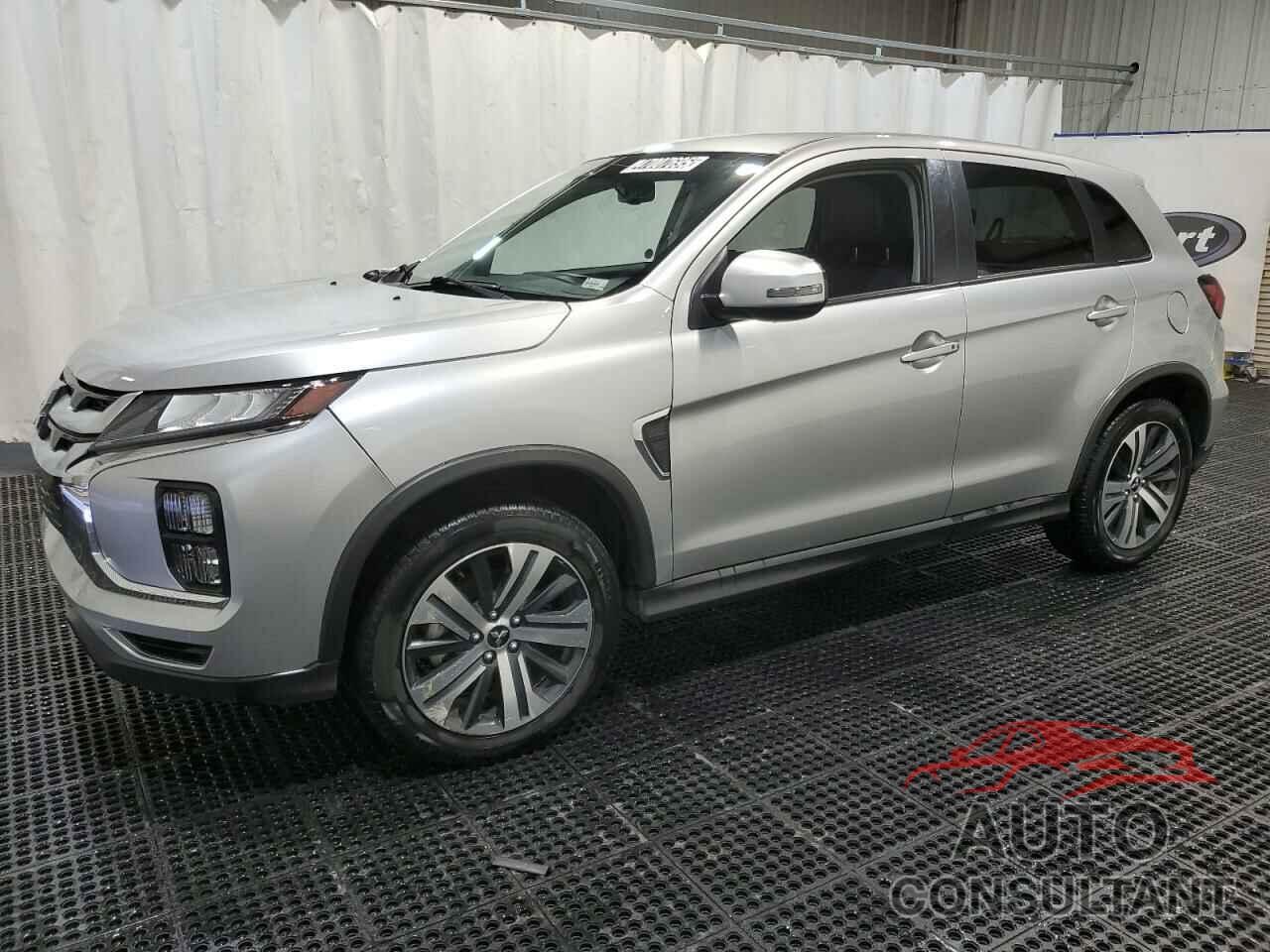 MITSUBISHI OUTLANDER 2022 - JA4ARUAU8NU011082